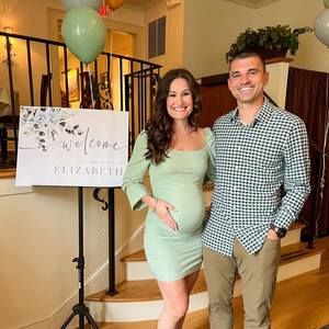 Meet your Posher, Elizabeth